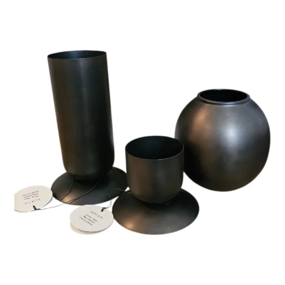 West Elm - Carter Oil Rubbed Bronze Small Metal Vase, NIB